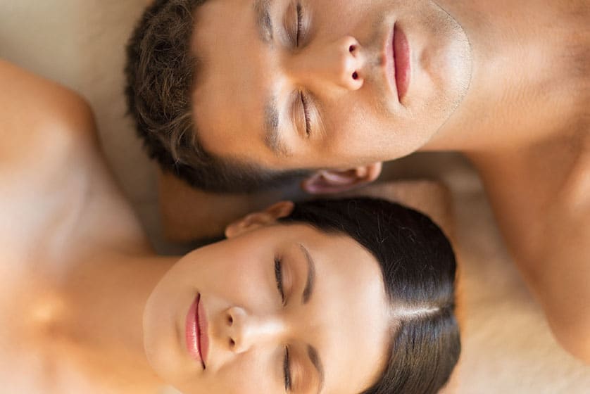 À qui s'adresse le massage nudiste